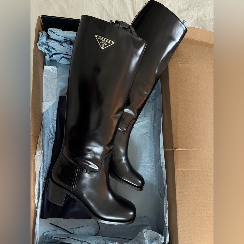 PRADA Spazzolato Metal Triangle Logo 55mm Riding Boots Size 39 Black New - Picture 5 of 12